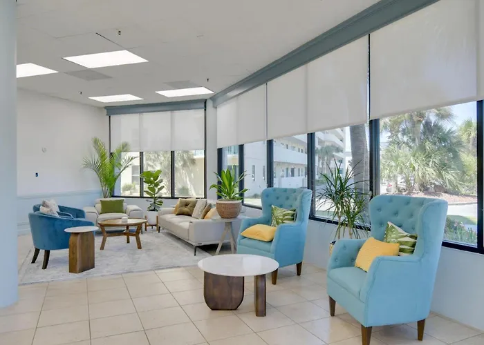 6406 Plantation-palms